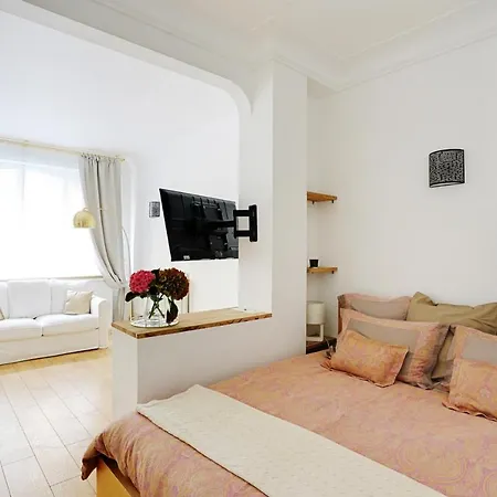 Champs Elysees - Arc De Triomphe Apartment