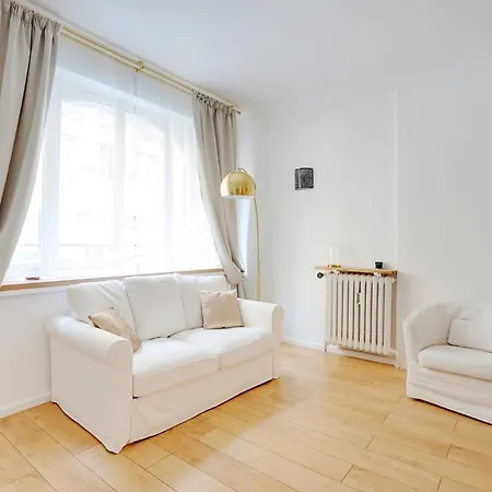 Champs Elysees - Arc De Triomphe Apartment